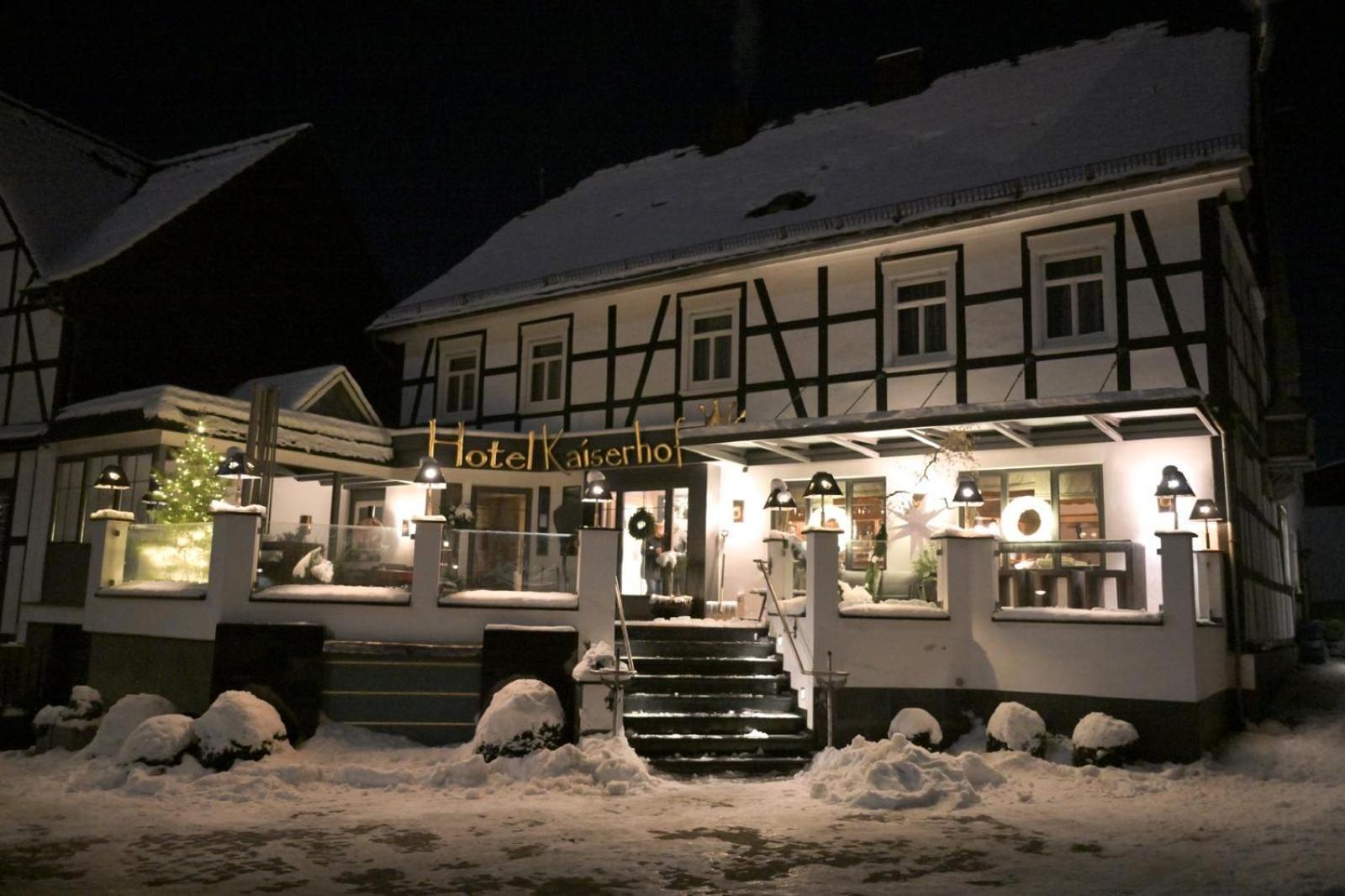 Hotel Kaiserhof Medebach Extérieur photo