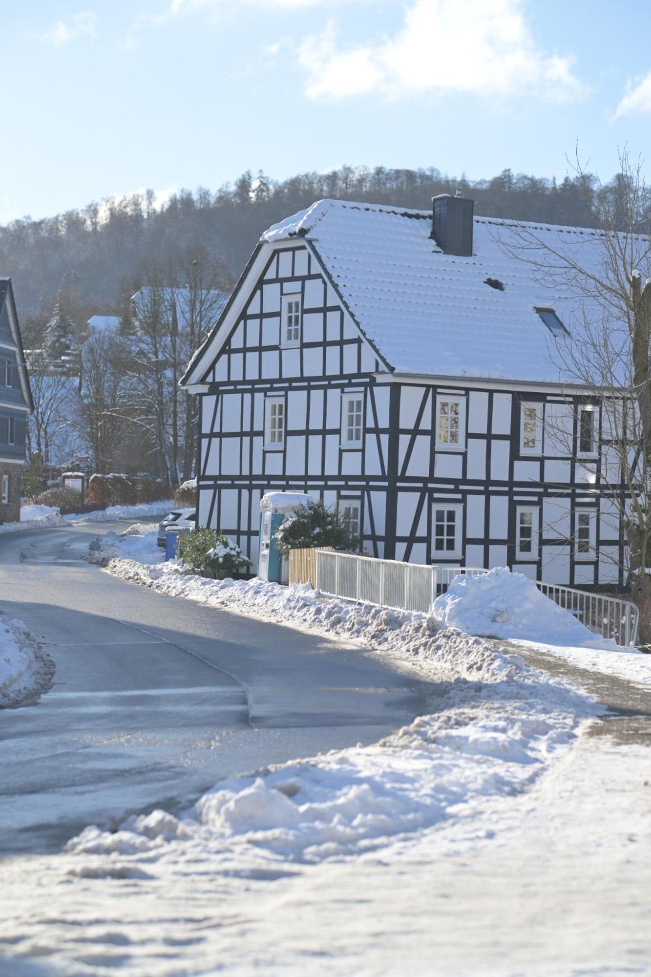 Hotel Kaiserhof Medebach Extérieur photo