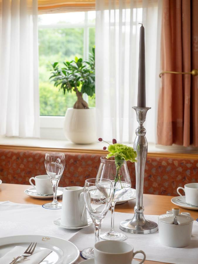 Hotel Kaiserhof Medebach Extérieur photo